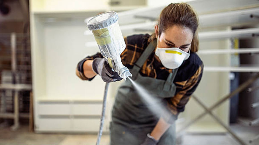 spray painting image